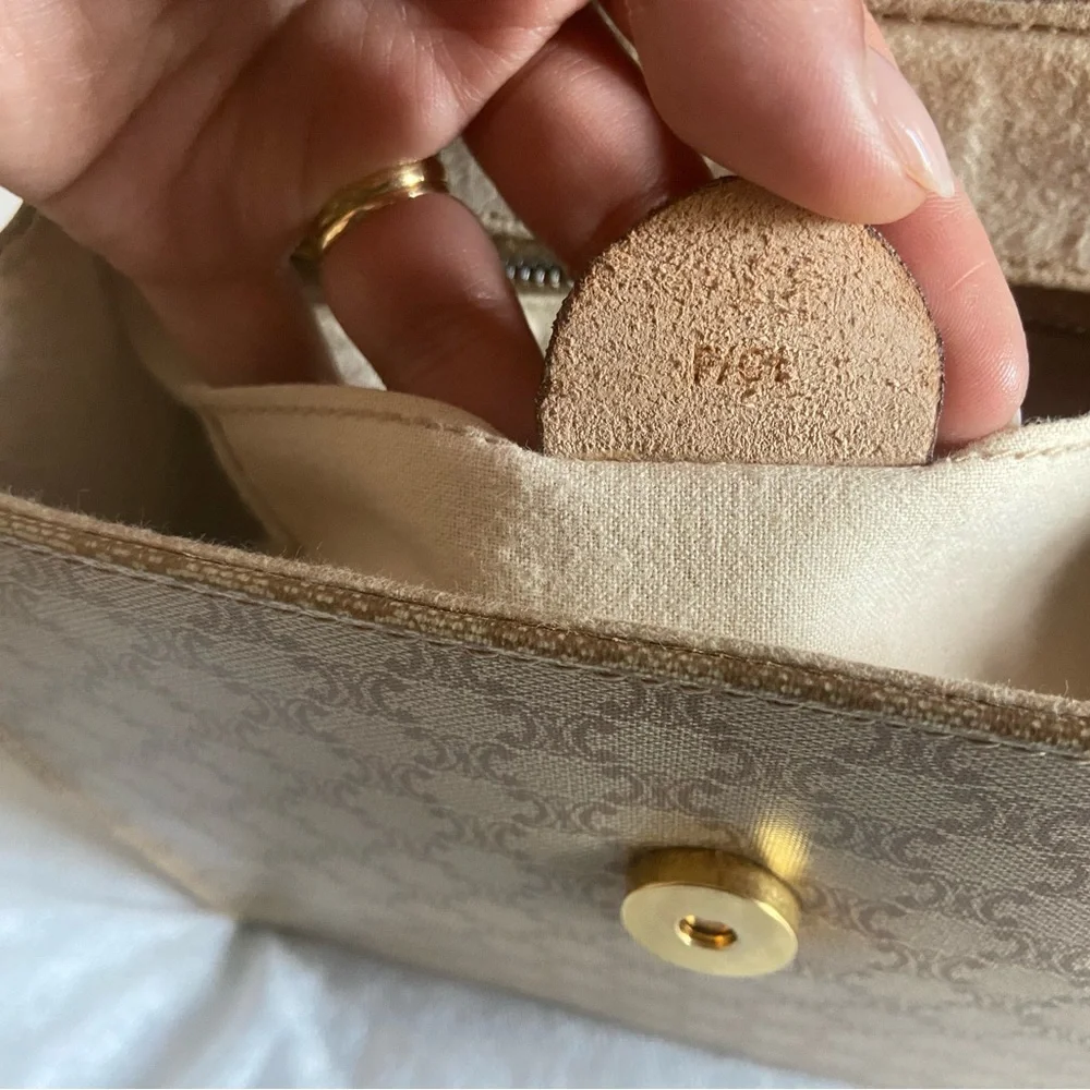 RARE CELINE VINTAGE HANDLE MACADAM BAG 
*Collector's item* - Picture 12 of 17